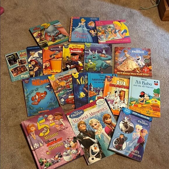 Disney Kids Storybook Collection - Picture 1 of 7